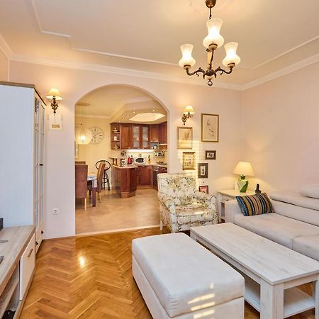Apartment Ammor With Free Parking 두브로브니크 외부 사진