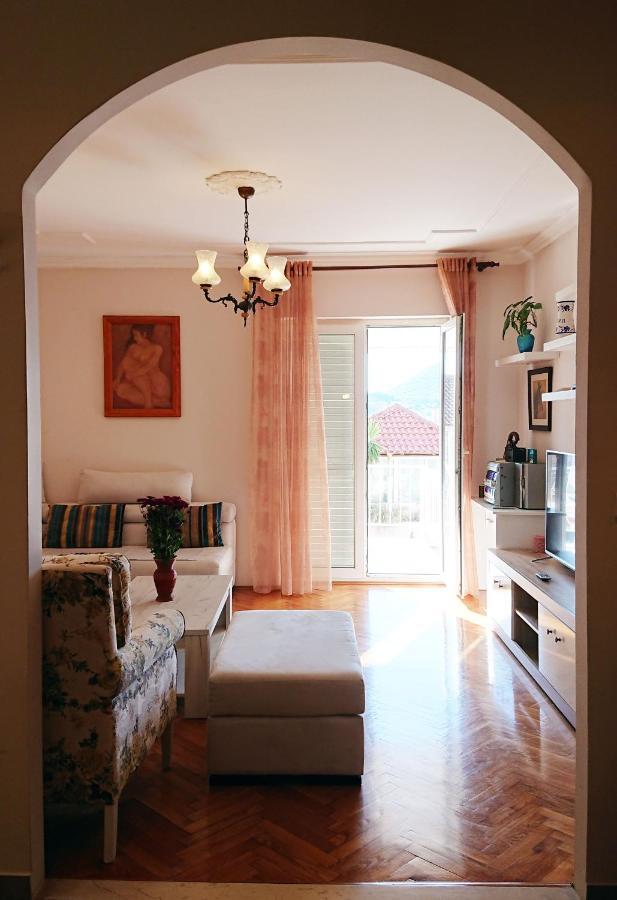 Apartment Ammor With Free Parking 두브로브니크 외부 사진