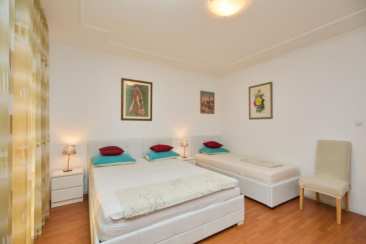 Apartment Ammor With Free Parking 두브로브니크 외부 사진
