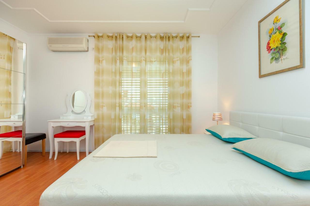 Apartment Ammor With Free Parking 두브로브니크 외부 사진